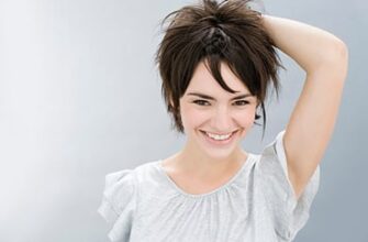 Коротко и о главном: женские стрижки на короткие волосы с челкой