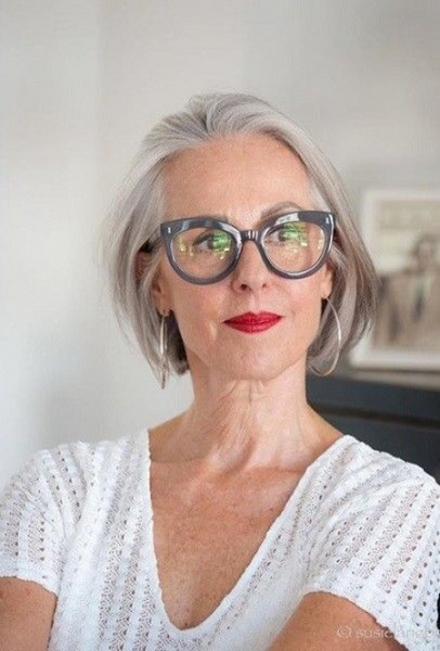 Стрижки для женщин после 50 лет 2023: фото модных и красивых стрижек