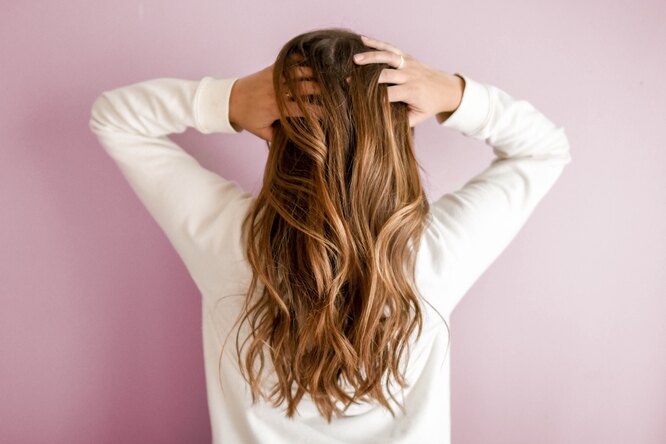 6 других мифов о волосах, которым не стоит верить: слишком часто мыть волосы вредно