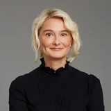 Новая норма: почему морщины и дефекты кожи все чаще становятся частью индустрии красоты