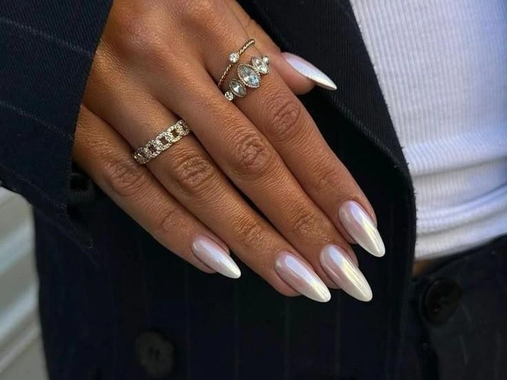 Июль 2025 г. Fortune Nail Art: 7 дизайнов нейл-арта, которые принесут вам удачу и счастье