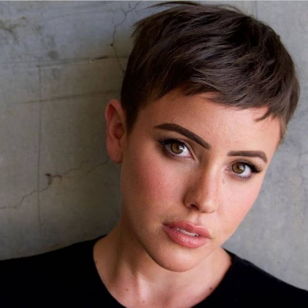 Модные женские стрижки 2025 – найди свой стиль! (120 фото)