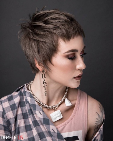 Модные женские стрижки 2025 – найди свой стиль! (120 фото)