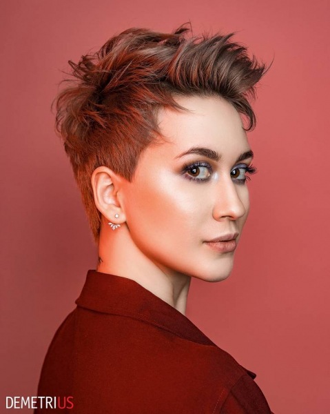 Модные женские стрижки 2025 – найди свой стиль! (120 фото)