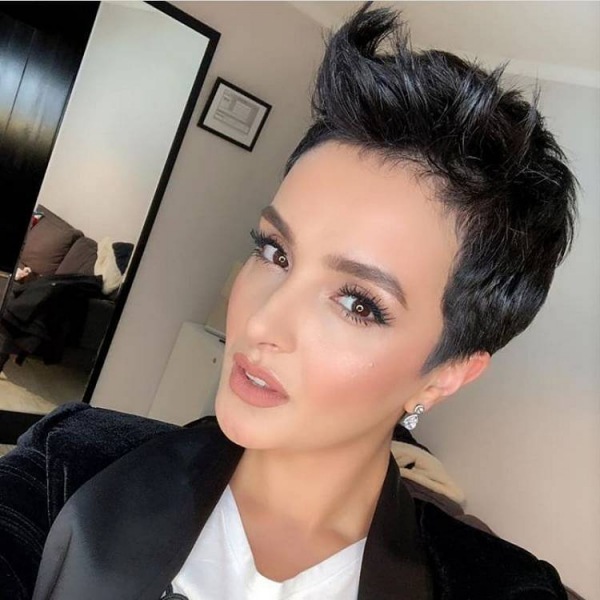 Модные женские стрижки 2025 – найди свой стиль! (120 фото)