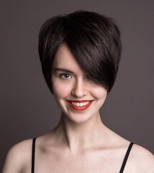 Модные женские стрижки 2025 – найди свой стиль! (120 фото)