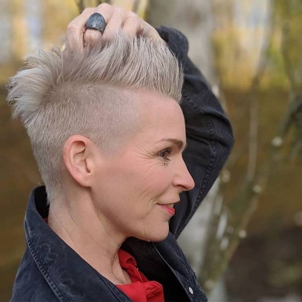 Модные женские стрижки 2025 – найди свой стиль! (120 фото)