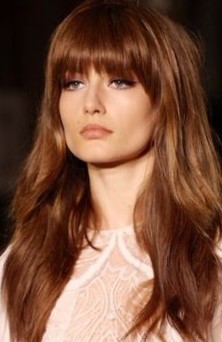 Модные женские прически - тенденции в прическах 2022 - фото