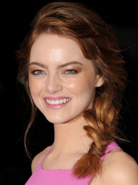 Модные женские прически - тенденции в прическах 2022 - фото