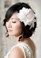 Свадебные прически на короткие волосы 2022 - фото укладок