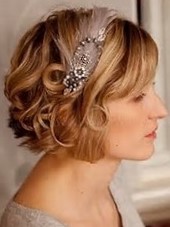 Свадебные прически на короткие волосы 2022 - фото укладок