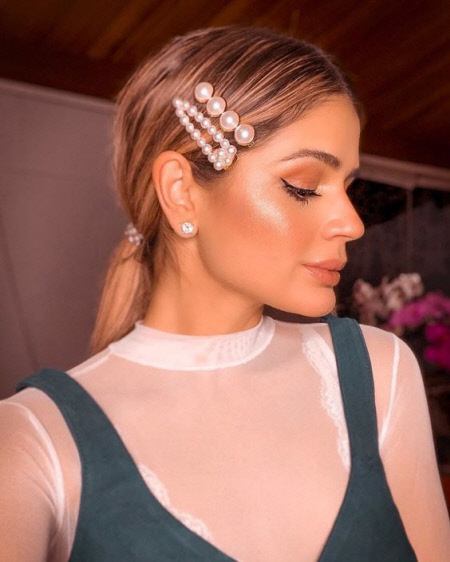 Модные аксессуары для волос сезона 2023