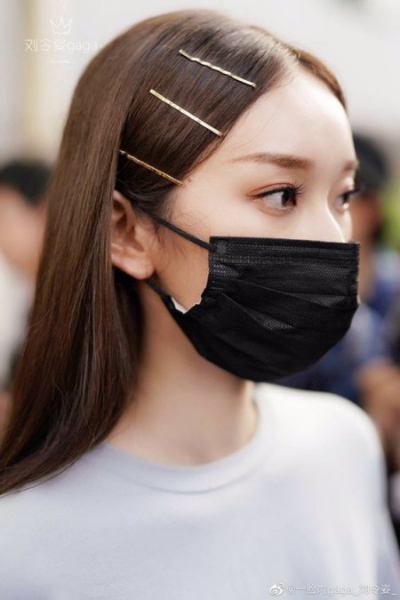 Модные аксессуары для волос сезона 2023