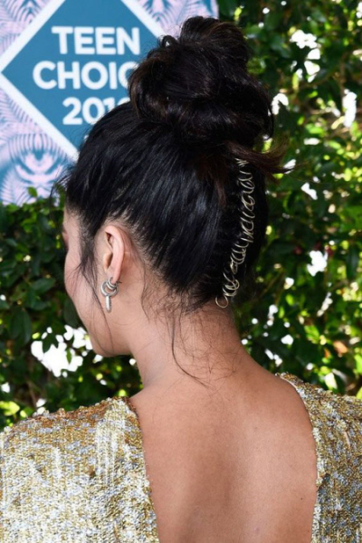 Модные аксессуары для волос сезона 2023