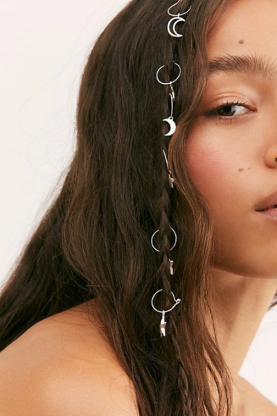 Модные аксессуары для волос сезона 2023