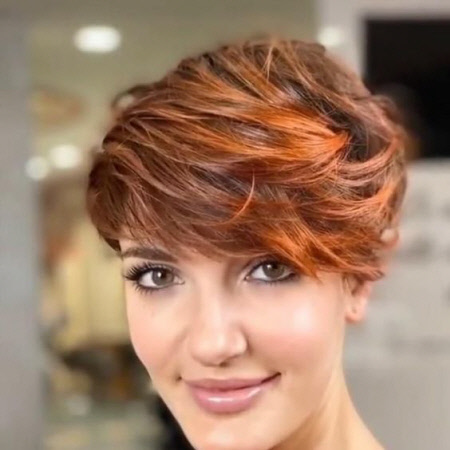 Стрижки с челкой на 2025 год: фото новинки на короткие, средние и длинные волосы