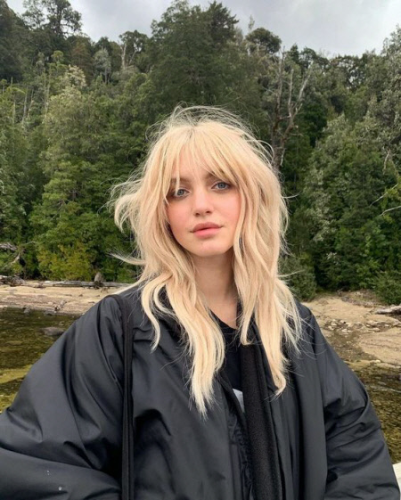 Стрижки с челкой на 2025 год: фото новинки на короткие, средние и длинные волосы