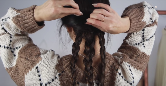 Прическа на 8 марта