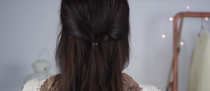 Прическа на 8 марта