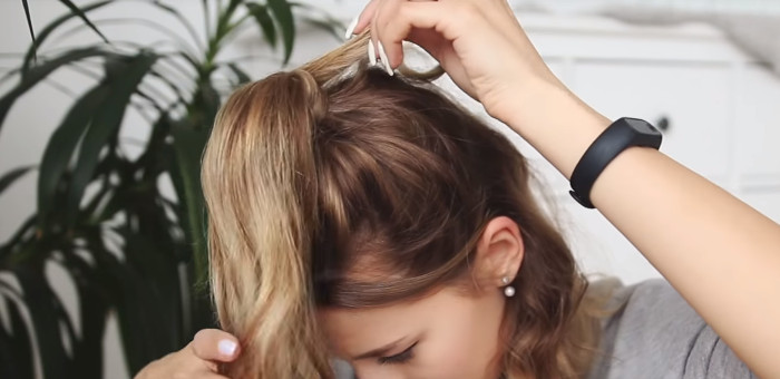 Прическа на 8 марта