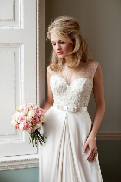 Свадебные прически 2019: фото модных и красивых идей на короткие, средние и длинные волосы