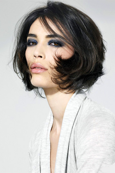 Актуальные прически с челкой на длинные, средние и короткие волосы