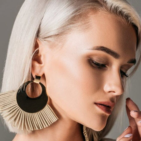 Как подобрать серьги к прическе — пять вариантов
