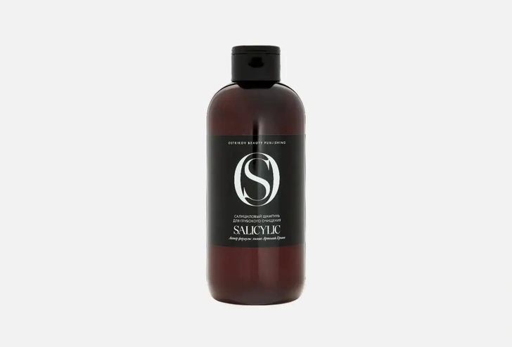 Как сделать волосы гладкими (и сохранить их гладкими в течение всего дня)