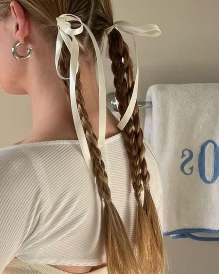 Какую прическу выбрать на последнее занятие после школы