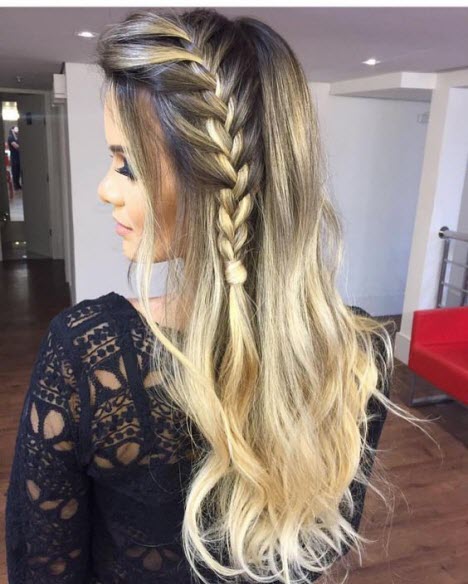 Красивые и романтичные прически 2018 года