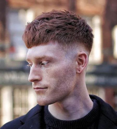 Минималистичные стили мужских причесок в 2025 году