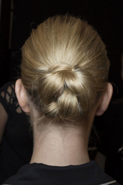 Модные прически 2015 года