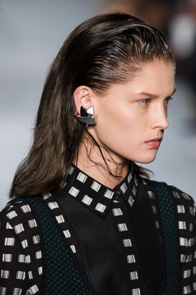 Модные прически 2015 года