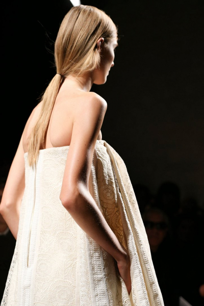 Модные прически 2015 года