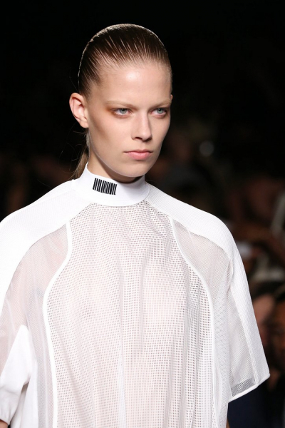 Модные прически 2015 года