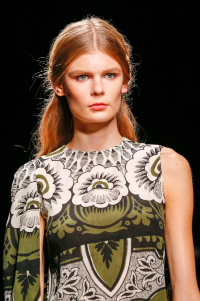 Модные прически 2015 года