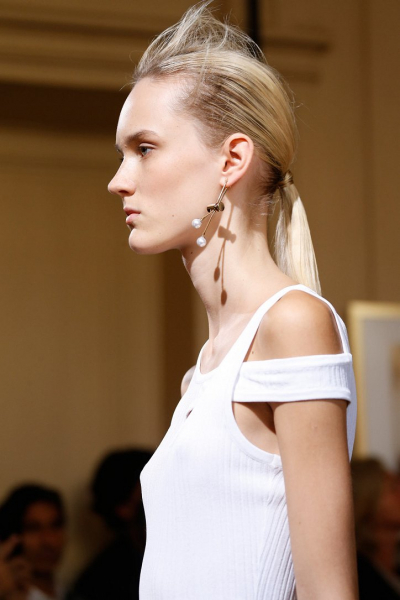 Модные прически 2015 года