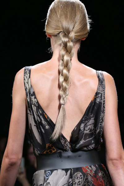 Модные прически 2015 года