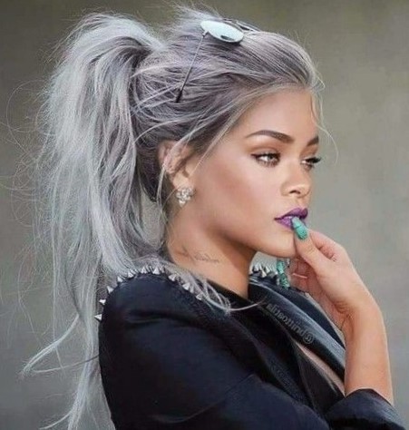 Модные прически на длинные волосы 2022 - фото женских причесок