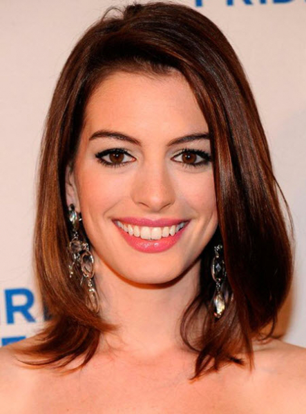 Модные прически для женщин за 40: фотоновинки и тренды 2021-2022