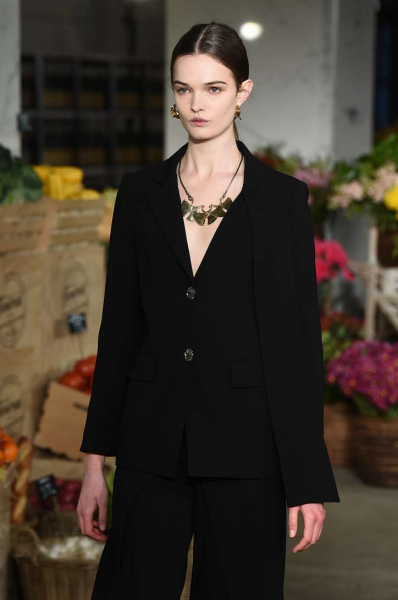 Модные женские прически и стрижки осень-зима 2023-2024