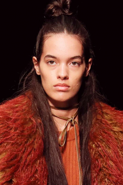 Модные женские прически и стрижки осень-зима 2023-2024