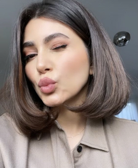 Модные женские прически на средние и длинные волосы в 2025 году. Стильные и креативные фото