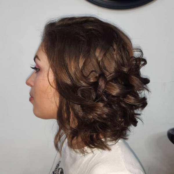 Модные прически для женщин старше 30 лет