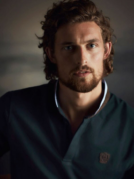 Прически и укладки на длинные волосы для мужчин: фото 2020