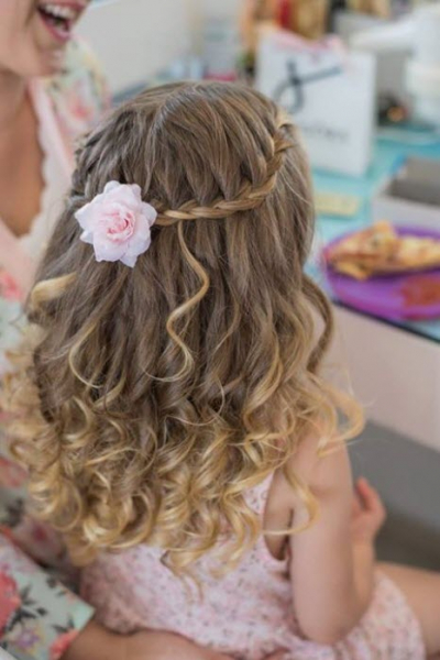 Прически для девочек. Более 100 фотографий стильных и креативных причесок