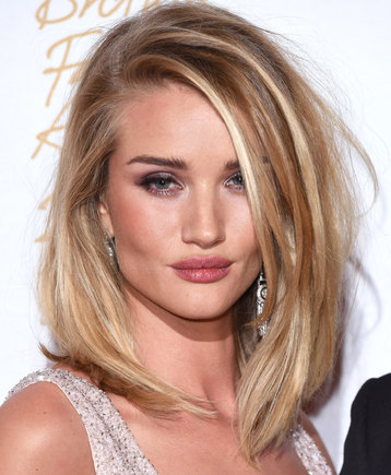 Прически с челкой: более 200 фото коротких, средних и длинных волос