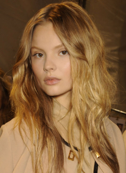 Прически с челкой: более 200 фото коротких, средних и длинных волос