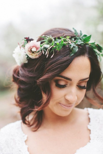 Свадебные прически на длинные, короткие и средние волосы 2022