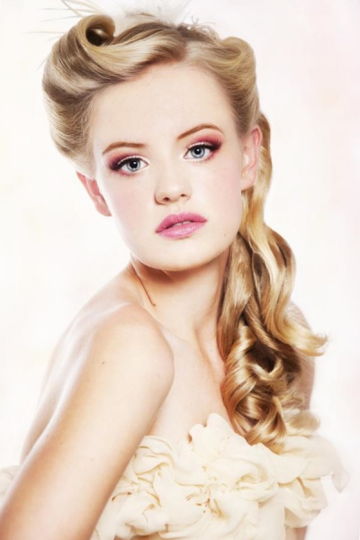 Свадебные прически на длинные, короткие и средние волосы 2022